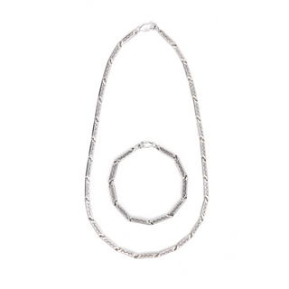 Parallelepiped Links Chain